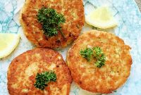 Mom’s Homemade Salmon Patties Recipe