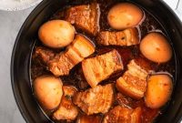 Thịt Kho: Vietnamese Braised Pork and Eggs Recipe