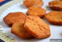 Crispy Punjabi Mathri Recipe