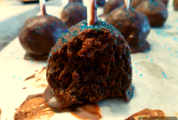 Triple Chocolate Cake Pops Recipe