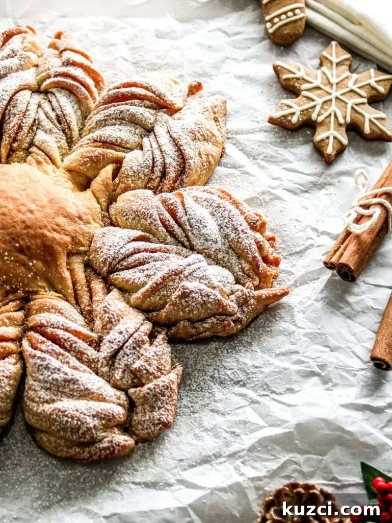 Pull-Apart Star Bread Recipe 15 star bread dusted with powdered sugar (6)