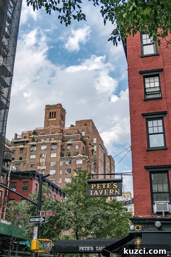 What to do in Gramercy Petes Tavern What to do in Gramercy Petes Tavern