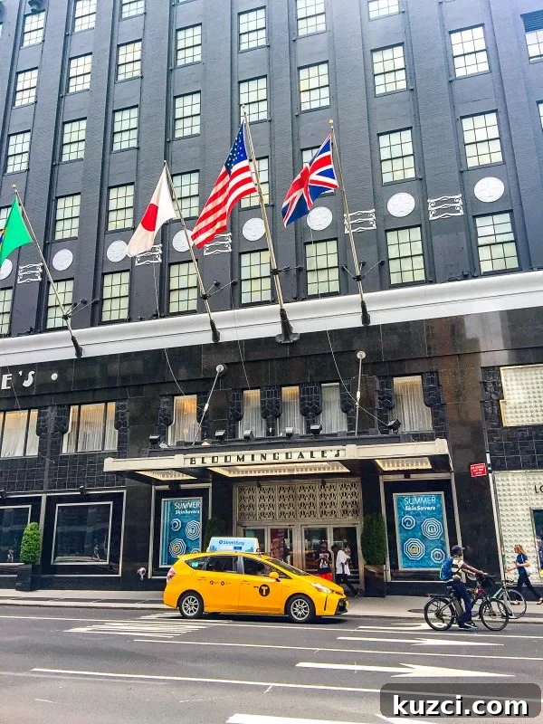 Sex and the City Filming Locations in NYC | One of the things that makes Sex and the City so iconic is that it was filmed in real places throughout the city and not just in a studio. It made the show feel real, and it turned some businesses into household names. These are the Sex and the City filming locations to visit when you are in #NYC. Sex and the City Filming Locations in NYC | One of the things that makes Sex and the City so iconic is that it was filmed in real places throughout the city and not just in a studio. It made the show feel real, and it turned some businesses into household names. These are the Sex and the City filming locations to visit when you are in #NYC.