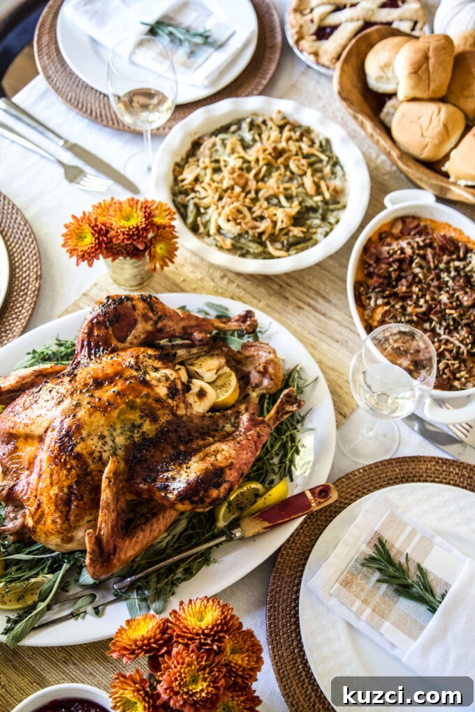 Thanksgiving Hosting Guide with Free Printable Checklist 4 Easy Guide to Hosting Thanksgiving www.thecuriousplate.com