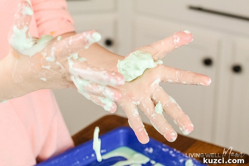 playing with oobleck
