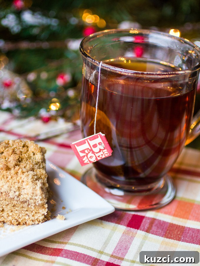 Maple Gingerbread Coffee Cake
