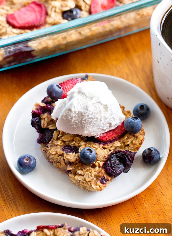 Vegan Baked Oatmeal With Berries
